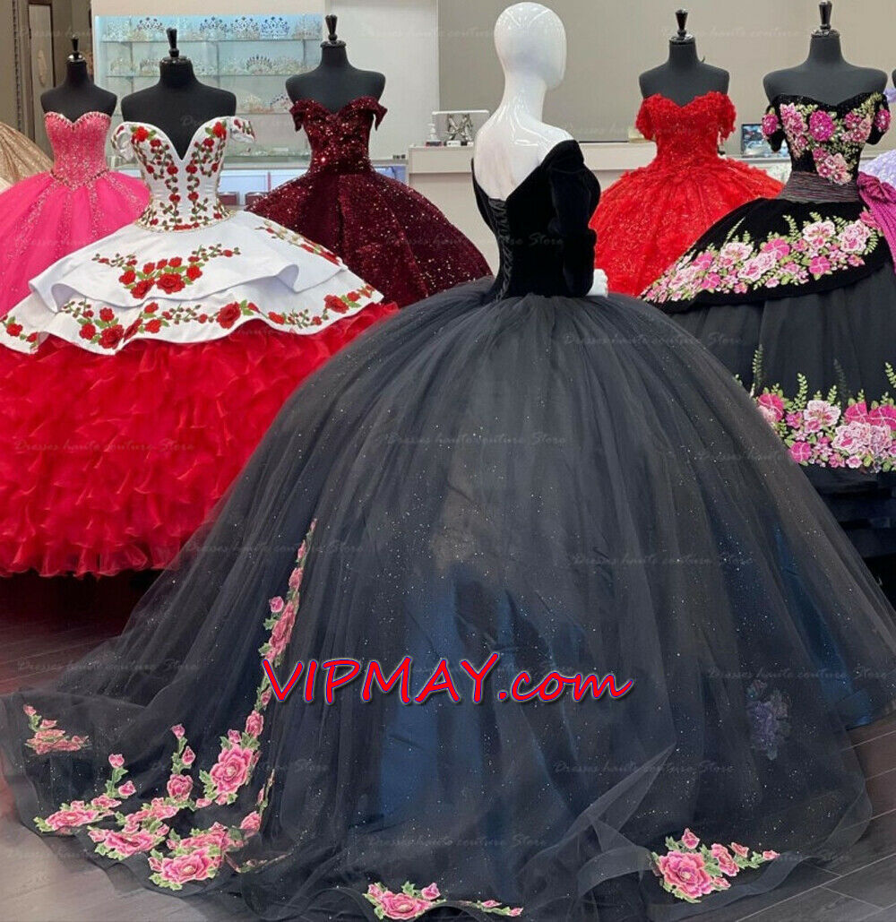 long sleeves quinceanera dress,black quincenanera dress,black charro quinceanera dress,velvet quinceanera dress,embroidery quinceanera dress,dress with flower appliques,v neckline quinceanera dress with sleeves,custom design quinceanera dress,