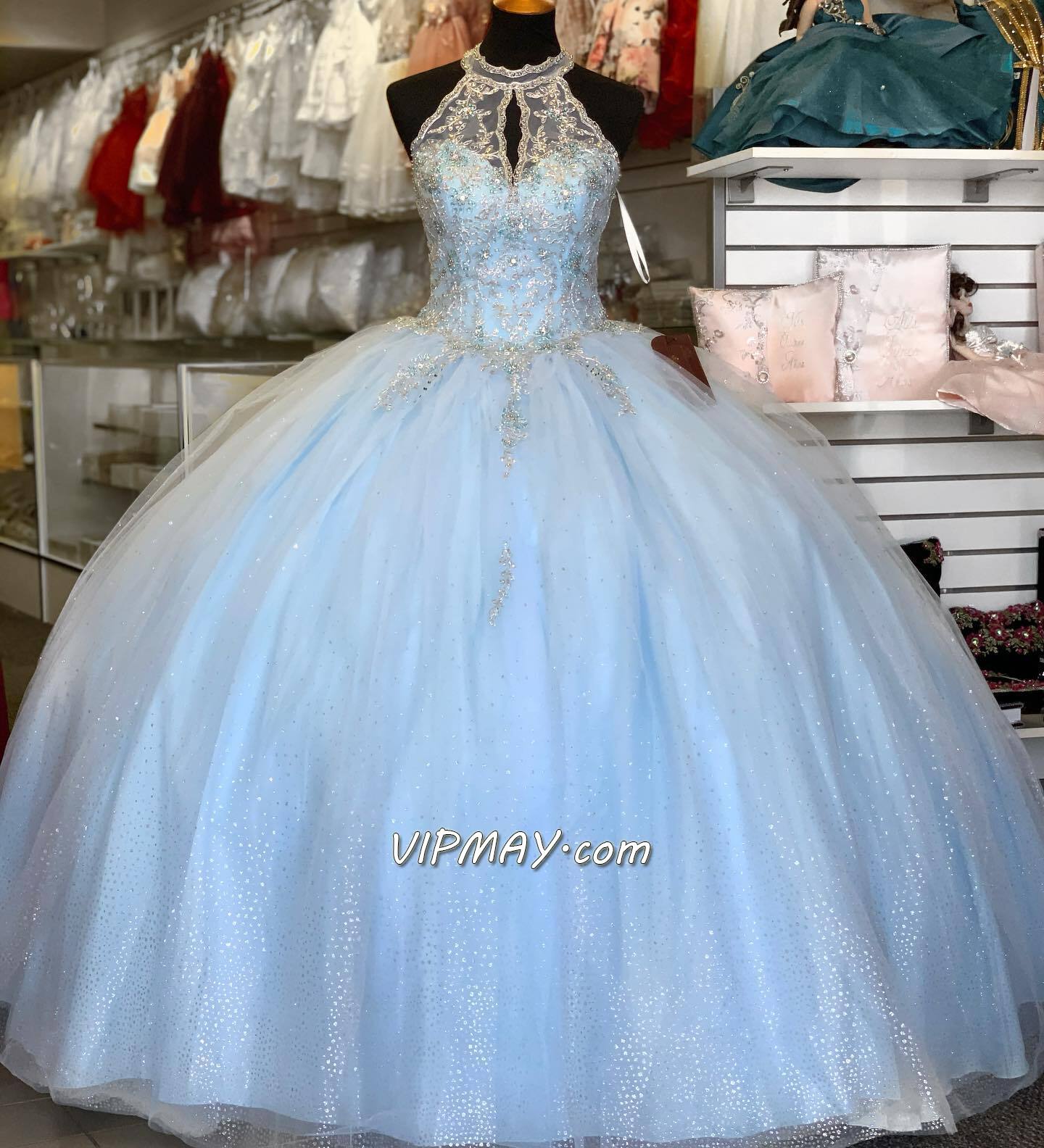 inexpensive quinceanera dress,cute and cheap winter wonderland quinceanera dress,where can i find cheap quinceanera dress,baby blue quinceanera dress,puffy sweet 16 dress,puffy quinceanera dress,keyhole neck quinceanera dress,