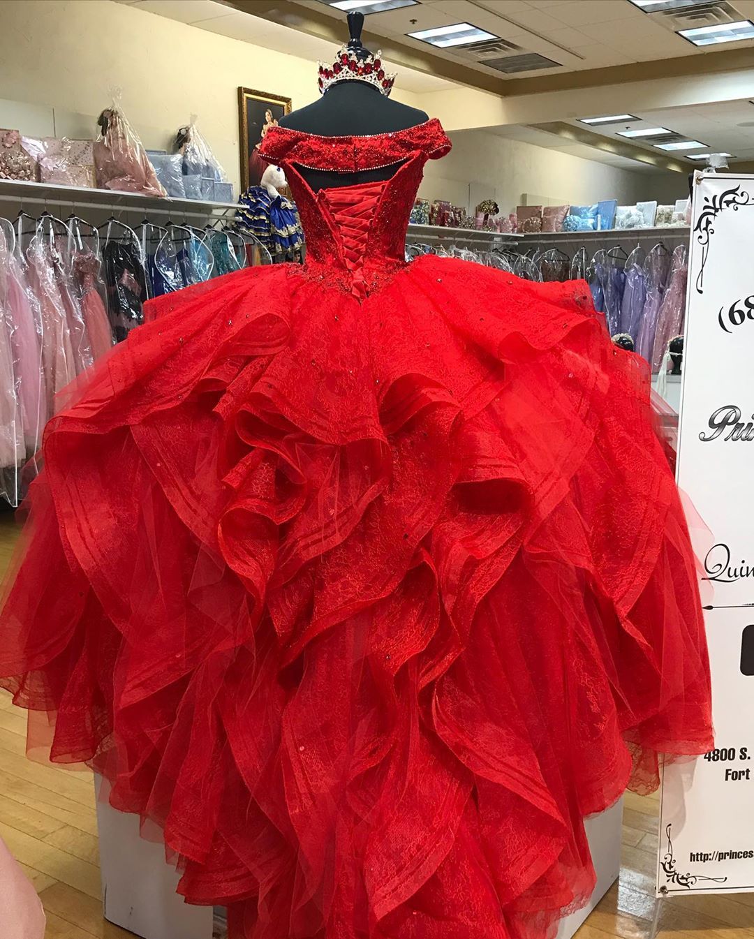 red modern quinceanera dress,red quineanera dress,off the shoulder quinceanera dress,ruffled skirt quinceanera dress,scoop neckline quinceanera dress,custom make your quinceanera dress,