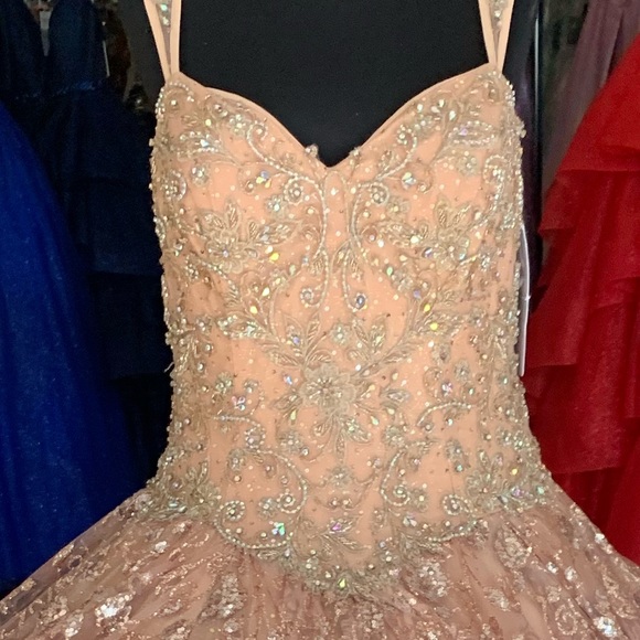rose gold quinceanera dress,gorgeous pageant dress,lace up back sweet 16 dress,lace quinceanera dress,princess quinceanera dresses,quinceanera dress with straps,quinceanera designers for dress,