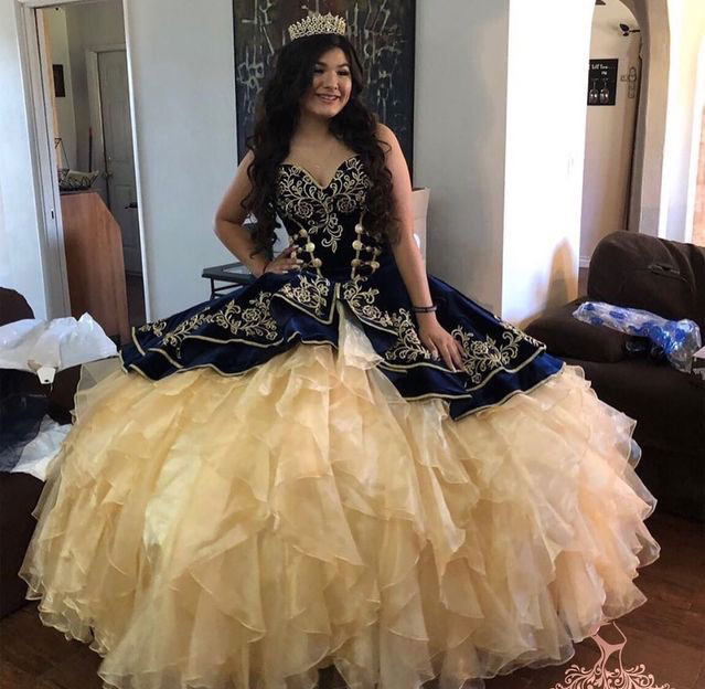 ruffled organza quinceanera dress,quinceanera dress with embroidery,modern mexican quinceanera dress,mexican themed quinceanera dress,detachable sleeves quinceanera dress,burgundy and gold quinceanera dress,velvet quinceanera dress,