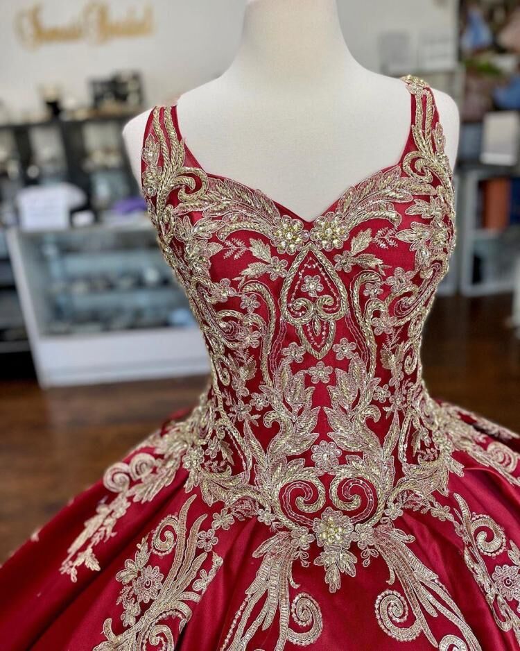red quinceanera with gold embroidery,2021 quinceanera dress,elegant quinceanera dress wholesale,most elegant quinceanera dress,quinceanera dress with straps,best places to buy quinceanera dress online,red and gold quinceanera dress,