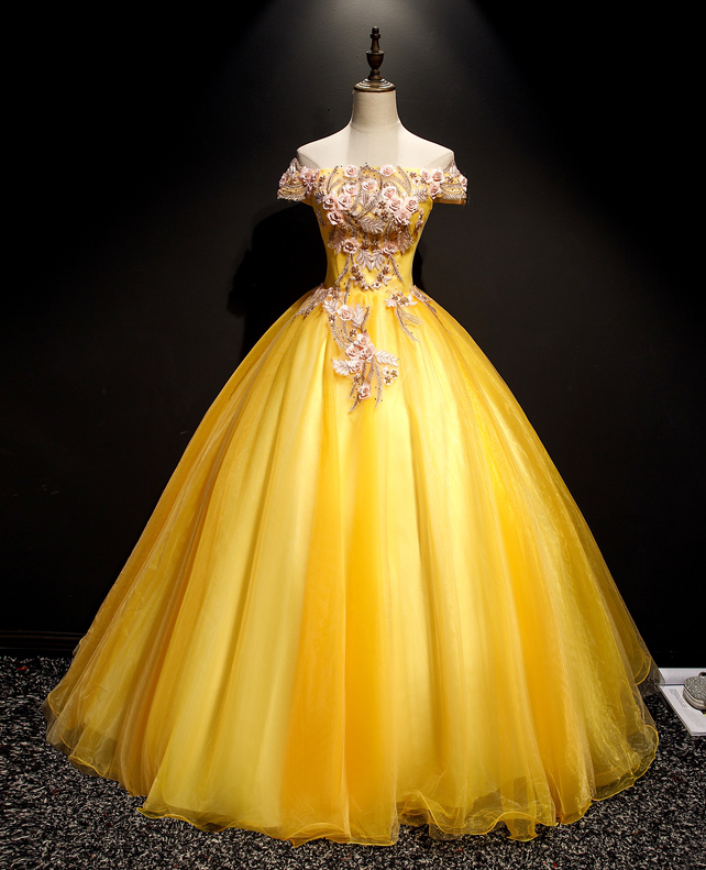 affordable quinceanera dress,cheap simple quinceanera dress,yellow quinceanera dress,off the shoulder sweet 16 dress,no ruffles quinceanera dress,organza quinceanera dress,cheap quinceanera gown under 200 dollars,