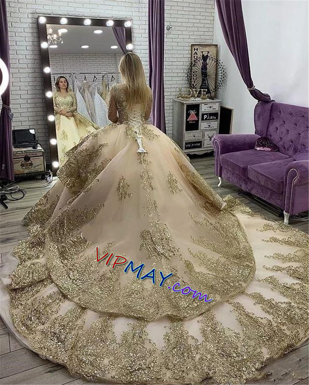 champagne colored quinceanera dress,champagne and gold quinceanera dress,glitter tulle quinceanera dress,long sleeve lace quinceanera dress,quinceanera dress with long sleeves,illusion neck quinceanera dress,modest and elegant quinceanera dress,