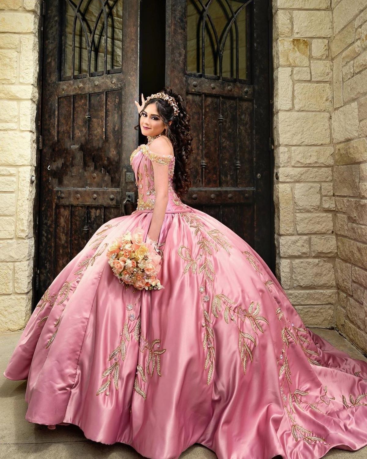 pink sweet 16 dress,pink ball gown quinceanera dress,satin quinceanera dress,xv quinceanera dress,ball gowns with trains quinceanera dress,quinceanera dress with train,off the shoulder sweet 16 dress,embroidery quinceanera dress,