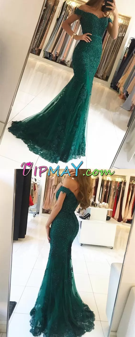 Modest Lace Off The Shoulder Sleeveless Sweep Train Lace Up Lace Homecoming Dress in Green