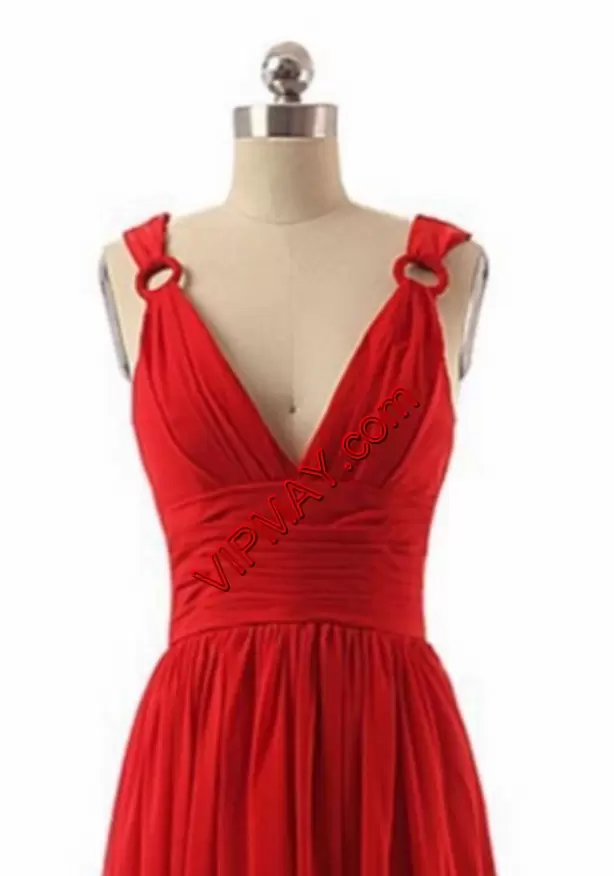 Chiffon V-neck Sleeveless Zipper Ruching Prom Evening Gown in Red