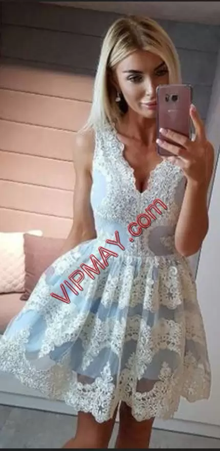 High Quality Light Blue V-neck Lace and Appliques Prom Evening Gown Sleeveless