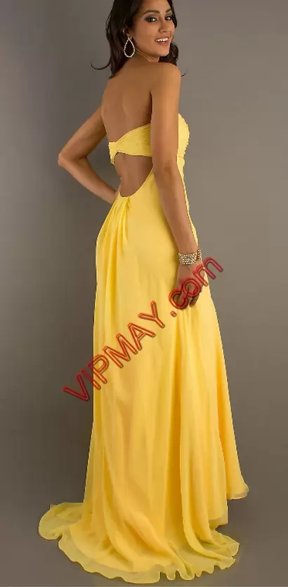 Customized Yellow Chiffon Backless Prom Party Dress Sleeveless Sweep Train Beading