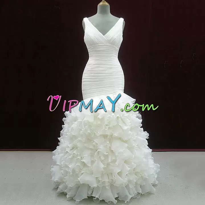 Fantastic White V-neck Neckline Beading and Ruching Homecoming Dress Sleeveless Zipper