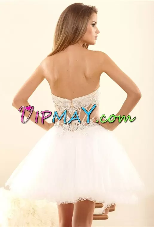 Best White Sleeveless Tulle Zipper Homecoming Gowns for Prom and Party and Military Ball