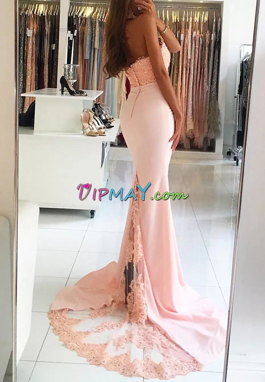 Chic Sleeveless Lace and Appliques Clasp Handle Homecoming Gowns with Pink Sweep Train