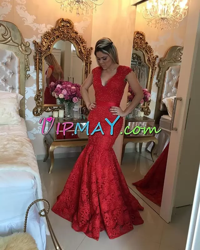 Red Cap Sleeves Lace Lace Up Prom Gown V-neck Homecoming Dress