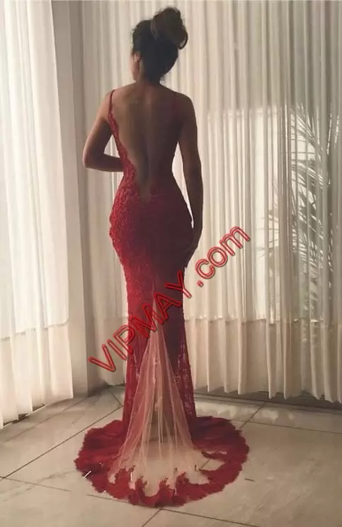 Red V-neck Lace and Appliques Dress for Prom Tulle Sleeveless Brush Train