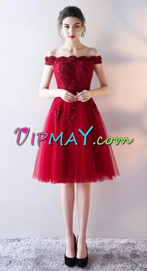 Custom Fit Wine Red A-line Off The Shoulder Sleeveless Tulle Knee Length Lace Up Lace Evening Dress