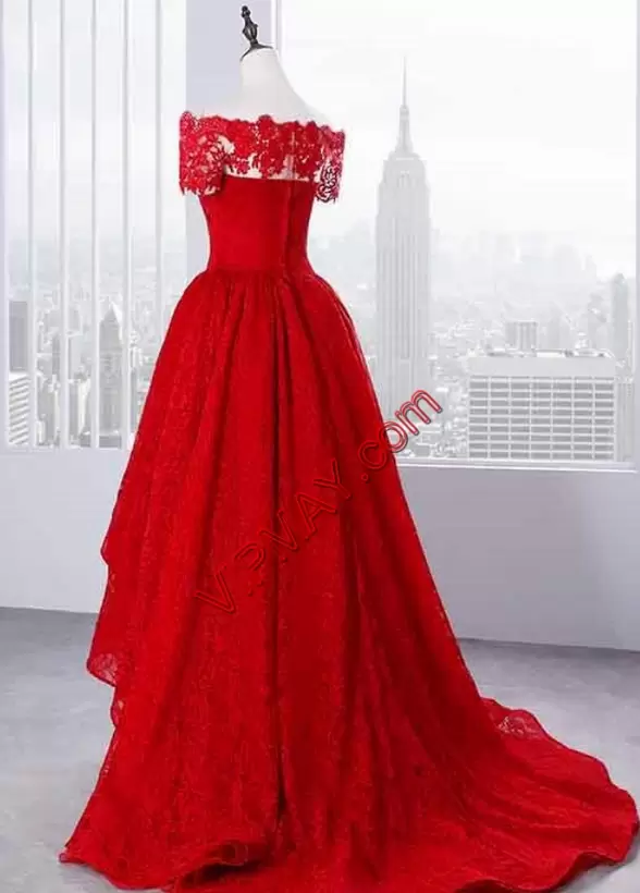 Glamorous Zipper Homecoming Dress Red for Prom and Party with Lace and Appliques Sweep Train