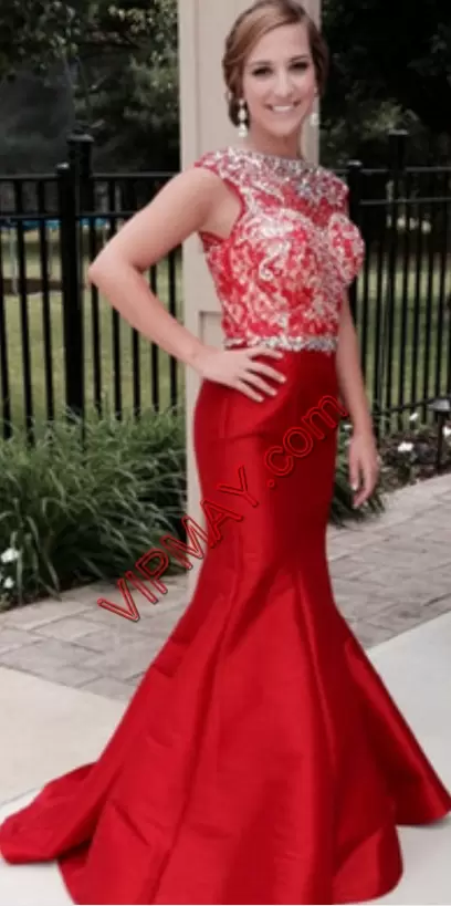 Sleeveless High-neck Sweep Train Lace Up Beading Prom Gown High-neck