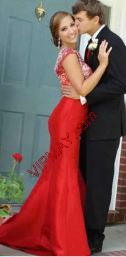 Sleeveless High-neck Sweep Train Lace Up Beading Prom Gown High-neck