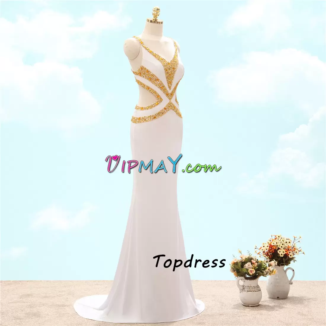 Delicate Yellow Sleeveless Floor Length Beading and Lace Backless Homecoming Dress Online V-neck