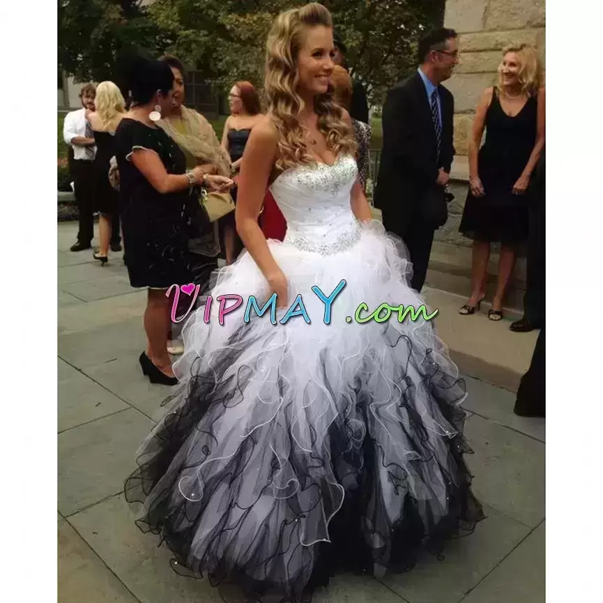 Custom Fit Sleeveless Floor Length Beading Lace Up Prom Dress with White And Black