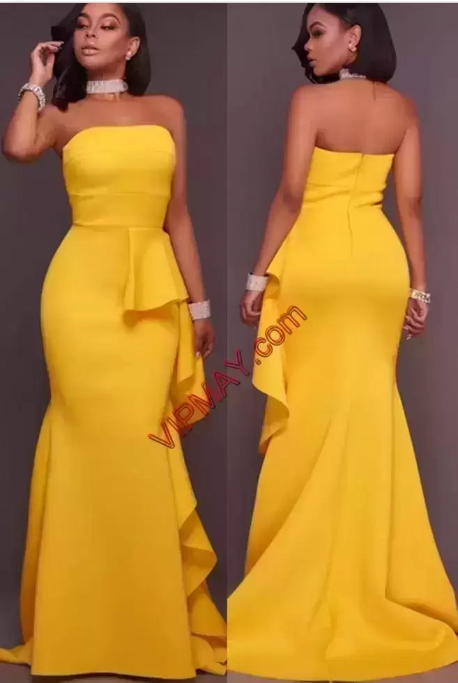 Artistic Yellow Sleeveless Ruching Zipper Dress for Prom Strapless