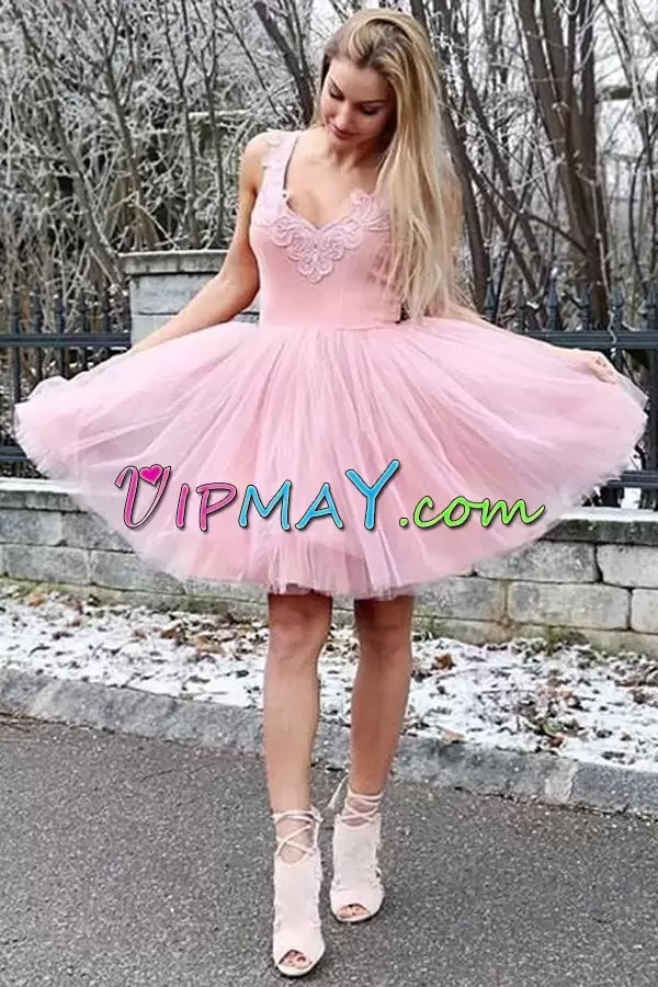 Hot Sale Sleeveless Straps Lace Up Knee Length Appliques Homecoming Dress Online Straps