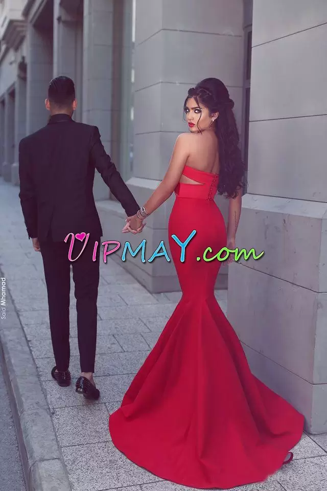 Vintage Sexy Mermaid Red Stretch Crepe Sweep Train Satin Prom Dresses