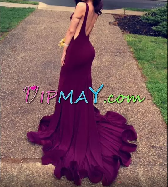 Sleeveless Ruching Backless Dress for Prom with Burgundy Sweep Train