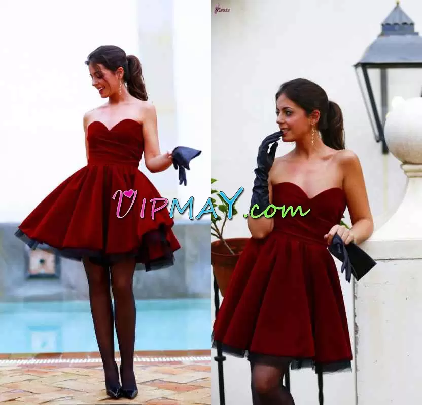 Fitting Sleeveless Satin and Tulle Mini Length Zipper Prom Homecoming Dress in Burgundy with Pleated