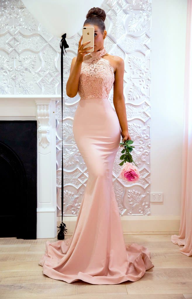 bodycon homecoming dress,mermaid bodycon homecoming dress,tight fitted formal dress,light pink tight homecoming dress,long pink homecoming dress,mermaid dress for homecoming,mermaid homecoming dress,halter neck semi formal dress,halter style homecoming dress,homecoming dress with train,