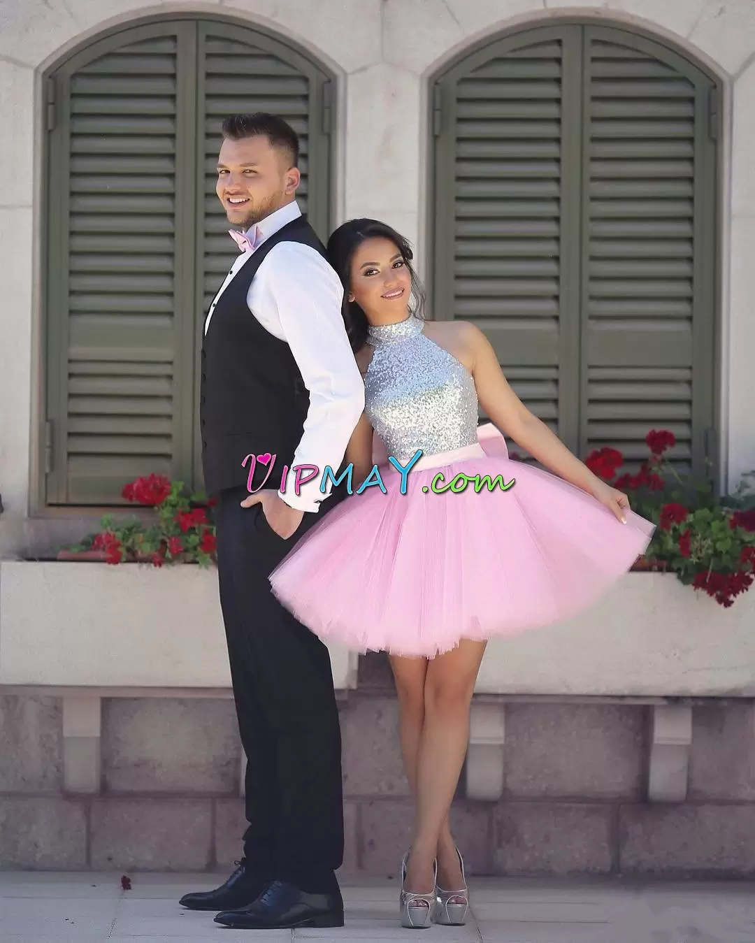 Pink Tulle Halter Top Sleeveless Mini Length Prom Dresses Sequins