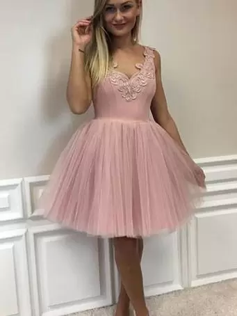 Admirable V-neck Sleeveless Tulle Homecoming Dress Online Lace and Appliques