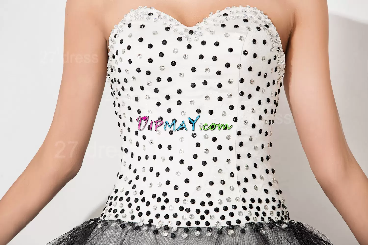 White And Black Sleeveless Tulle Lace Up for Prom and Party