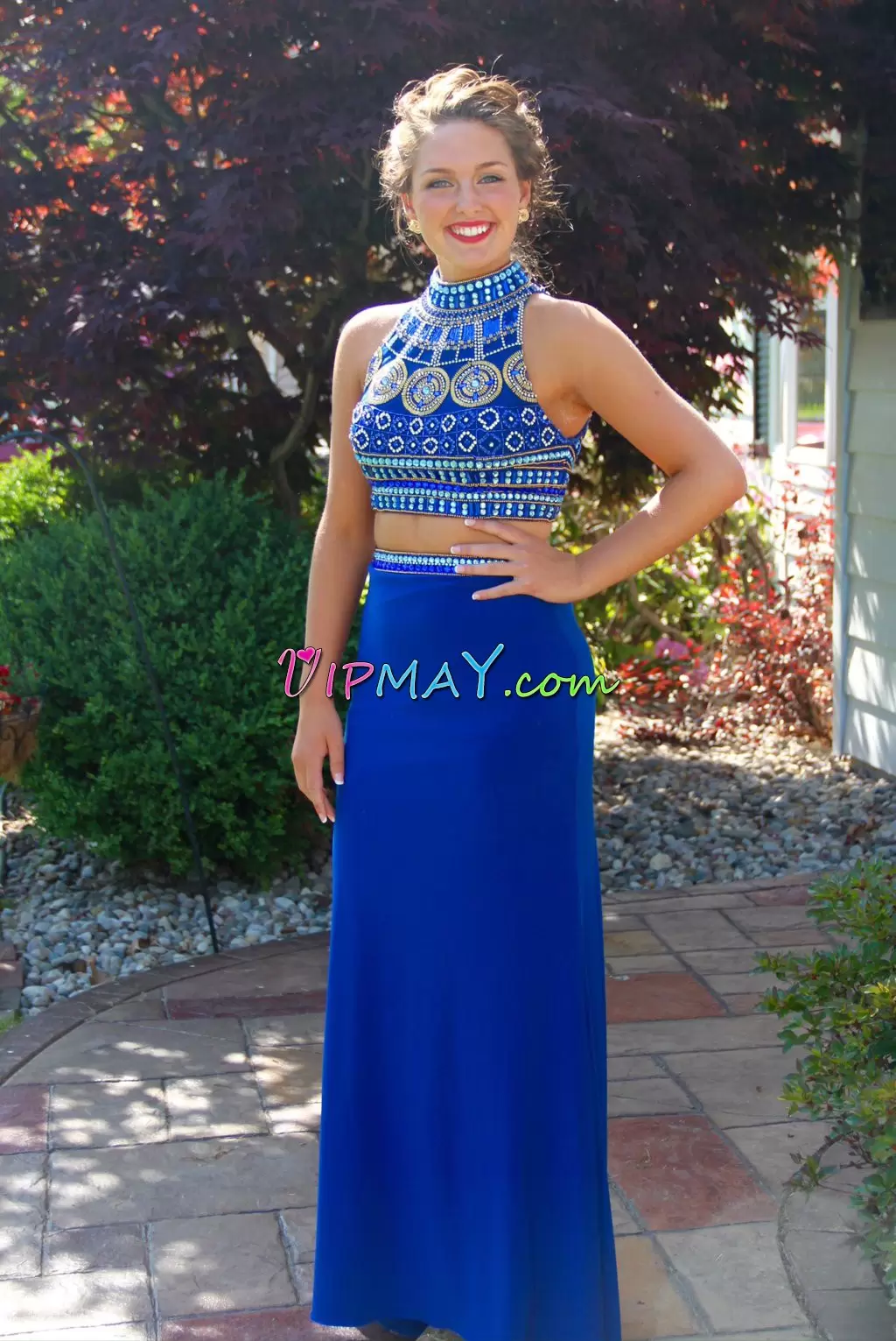 Sleeveless Halter Top Beading Prom Homecoming Dress