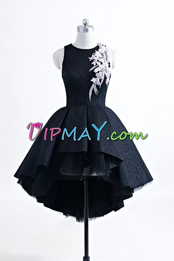 Black A-line Scoop Sleeveless Satin High Low Lace and Appliques