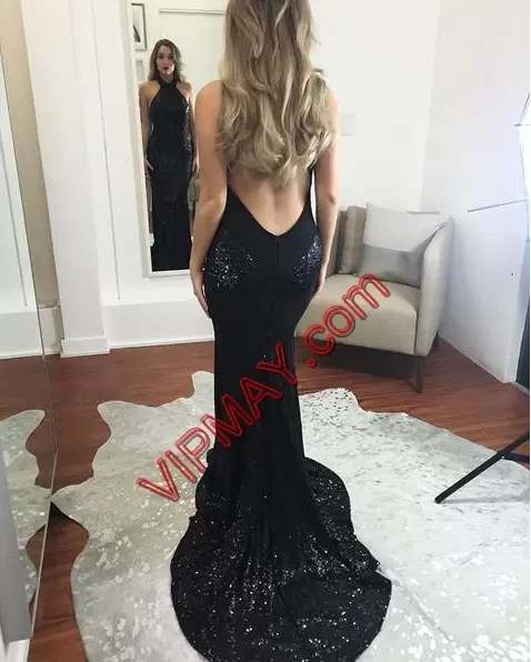 Gorgeous Black Column Sheath Sequined Halter Top Sleeveless Sequins Backless Junior Homecoming Dress Sweep Train