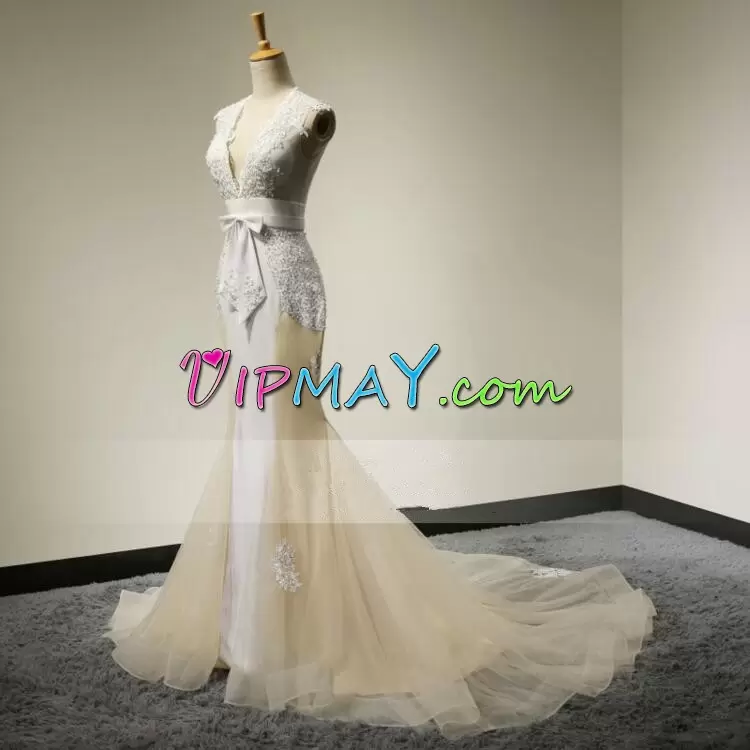 Floor Length White Homecoming Dresses V-neck Sleeveless Sweep Train Lace Up