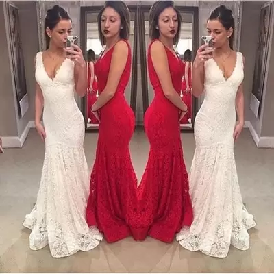 Inexpensive Sweep Train Mermaid Evening Dress White V-neck Lace Sleeveless Floor Length Lace Up