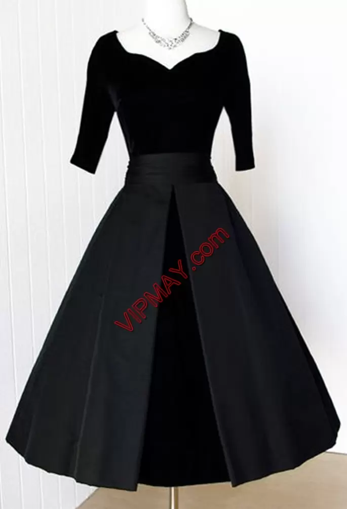 Admirable Black A-line V-neck Half Sleeves Satin Knee Length Ruching