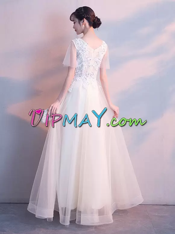 Deluxe Short Sleeves Floor Length Beading and Lace Zipper Prom Dresses with White