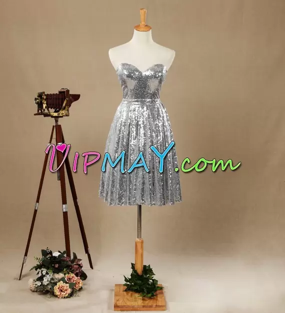 grey silver prom dress,silver prom dress,short silver sequin cocktail dress,sparkly sequin prom dress,sequined prom dress,sweetheart cut prom dress,sweetheart neck prom dress,simple mini length prom dress cheap,amazing short prom dress,short length prom dress,cute short party dress,