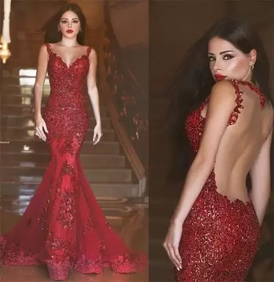 Fabulous V-neck Sleeveless Brush Train Backless Beading and Sequins Prom Dress in Burgundy