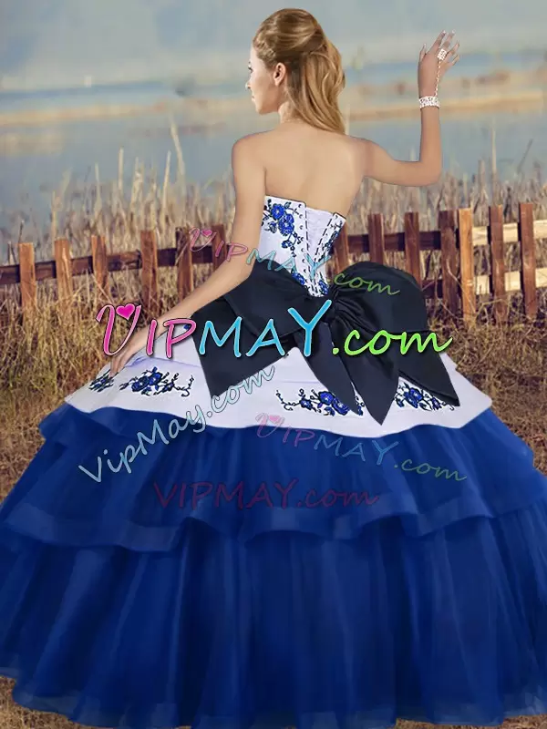 Vintage Royal Blue Lace Up Sweetheart Embroidery and Bowknot Quinceanera Dresses Tulle Sleeveless