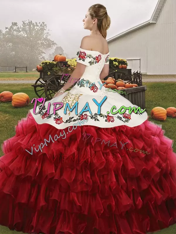 Western Style Embroidered Off The Shoulder Ruffled Layers Quinceanera Gown Wine and Red