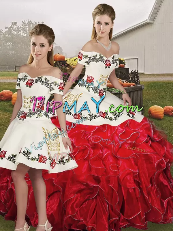 High Quality Off The Shoulder Sleeveless Lace Up 15th Birthday Dress White And Red Organza Embroidery and Ruffles