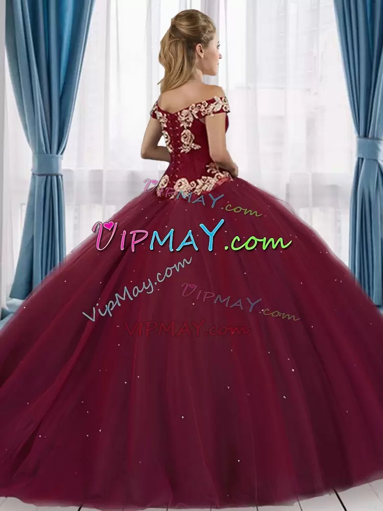 Hot Selling Floor Length Red Quinceanera Gowns Tulle Sleeveless Lace and Appliques