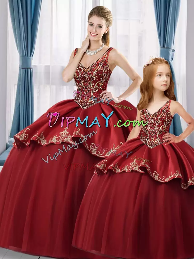 V-neck Sleeveless Lace Up Beading and Embroidery Ball Gown Prom Dress in Wine Red