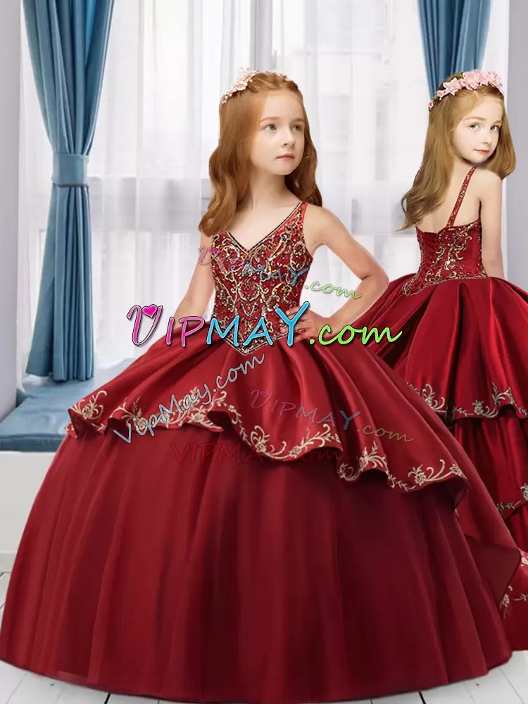 V-neck Sleeveless Lace Up Beading and Embroidery Ball Gown Prom Dress in Wine Red