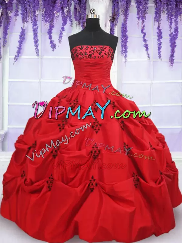 Taffeta Strapless Sleeveless Lace Up Appliques and Pick Ups Sweet 16 Dress in Red