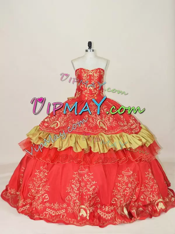 Sweet Sleeveless Floor Length Embroidery and Bowknot Lace Up Sweet 16 Quinceanera Dress with Red